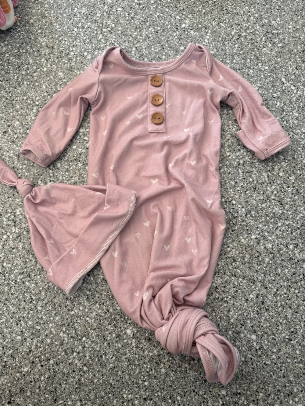 Caden Lane Mauve Pink Heart Knot Gown with Matching Knot Hat